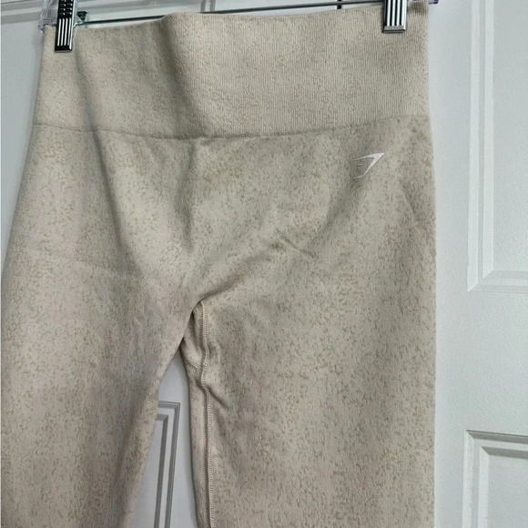 Gymshark Adapt Fleck
Seamless Leggings -
Mineral | Coconut White -
Large - Picture 3 of 4